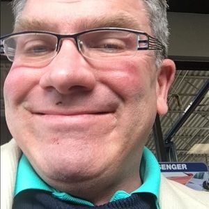 Meet your Posher, Adam